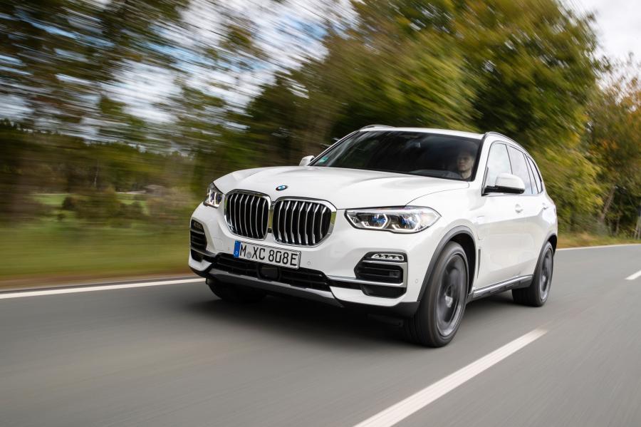  BMW X5 xDrive45e iPerformance (G05) 2019 года  (WW) (фото 13 из 102)